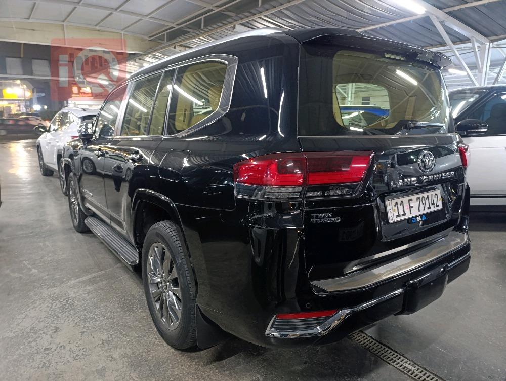 تويوتا لاندكروزر